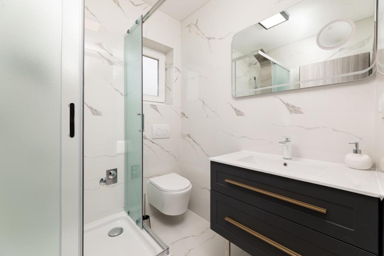 Apartments Vugrin Сило Экстерьер фото