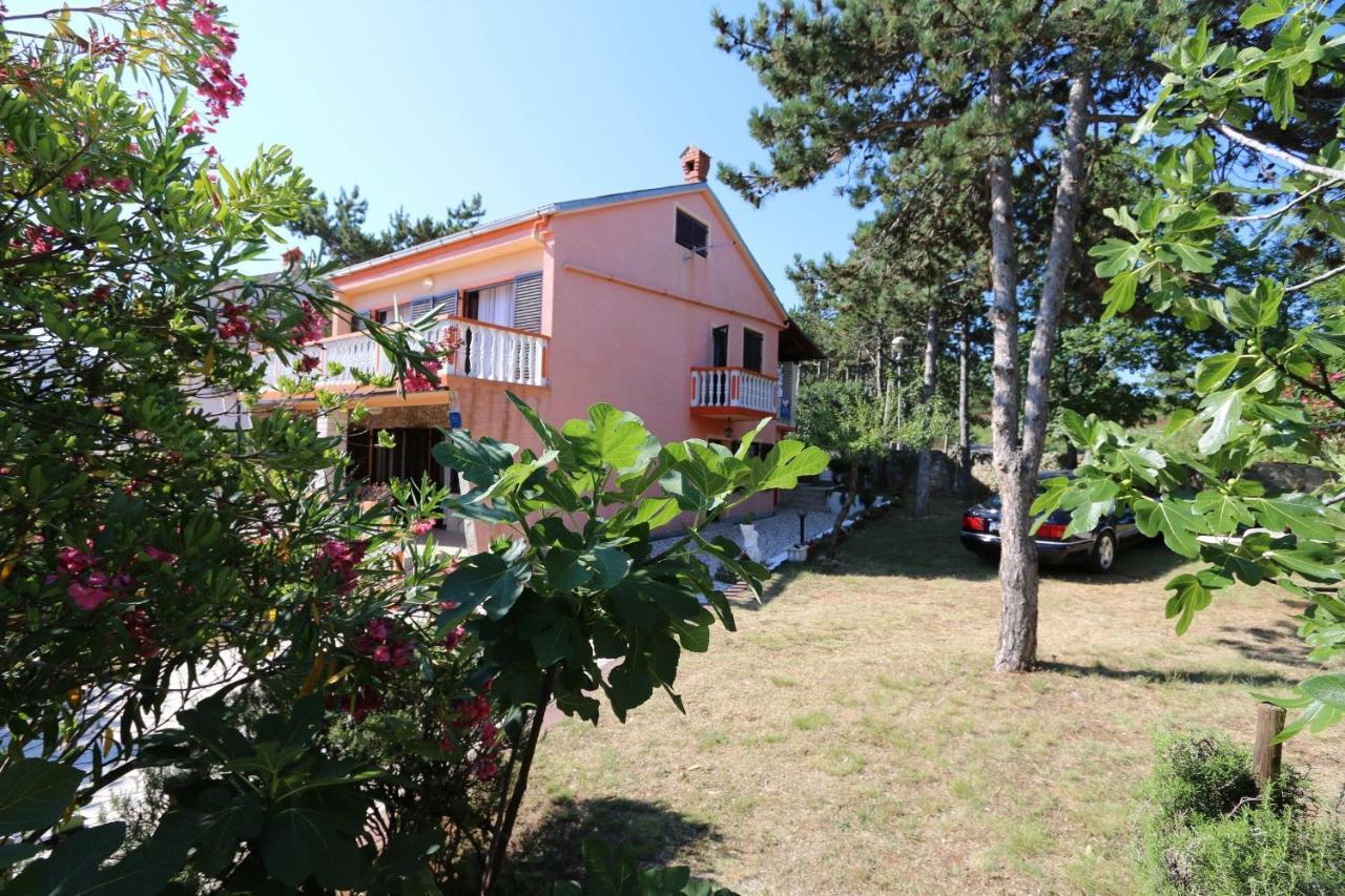 Apartments Vugrin Сило Экстерьер фото